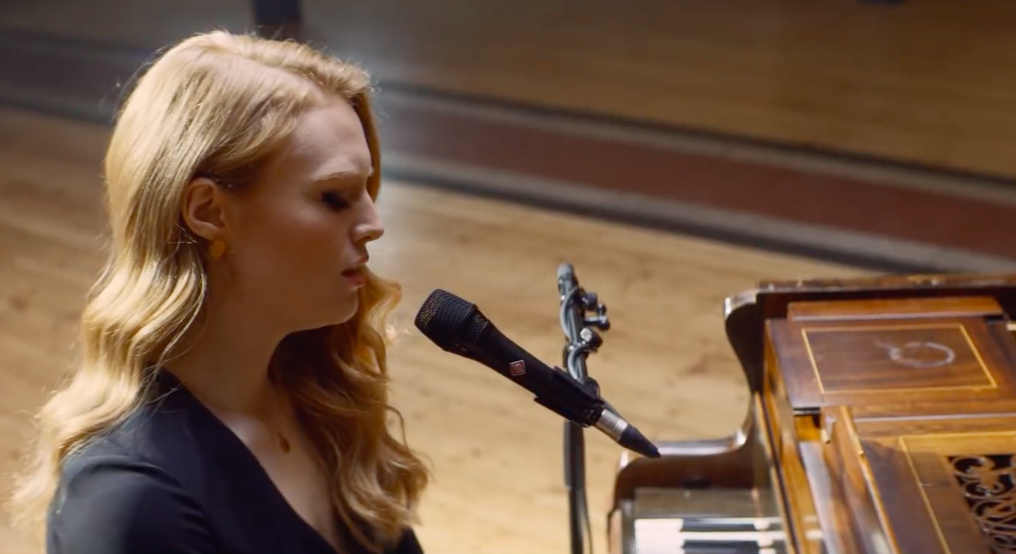 FREYA RIDINGS - Lost Without You