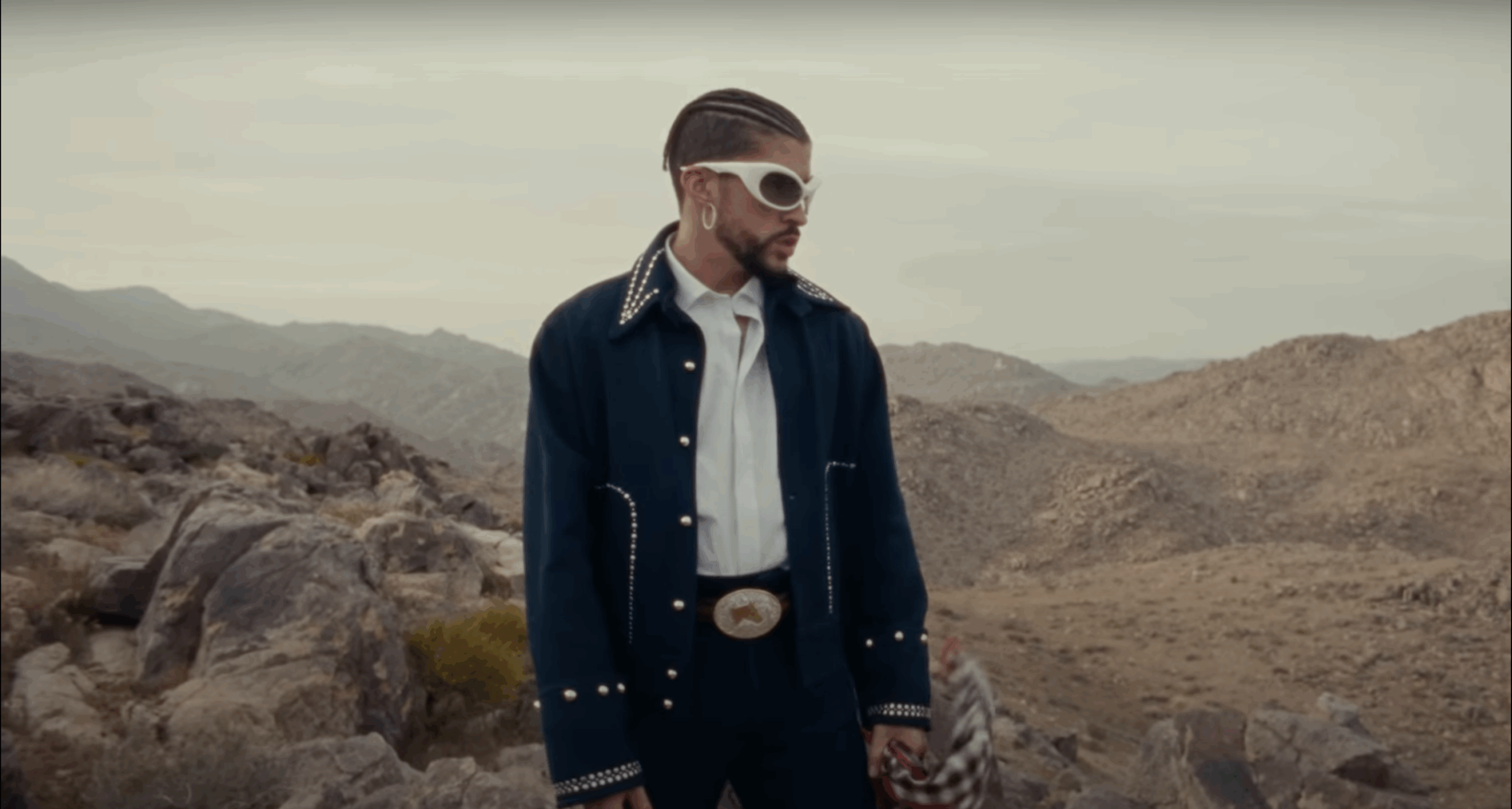 BAD BUNNY - Where She Goes